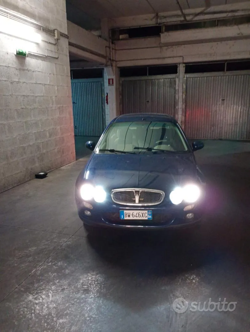 Rover 25 2001 photo 2