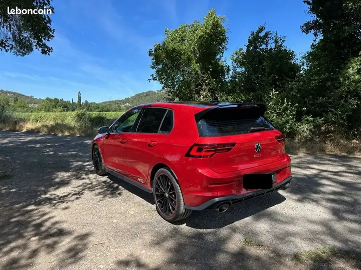 Volkswagen Golf 2022 photo 2