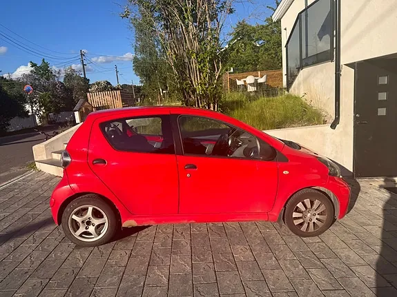 Toyota Aygo 2010 photo 4