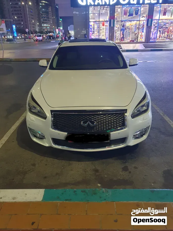 Infiniti Q70 2016 photo 2