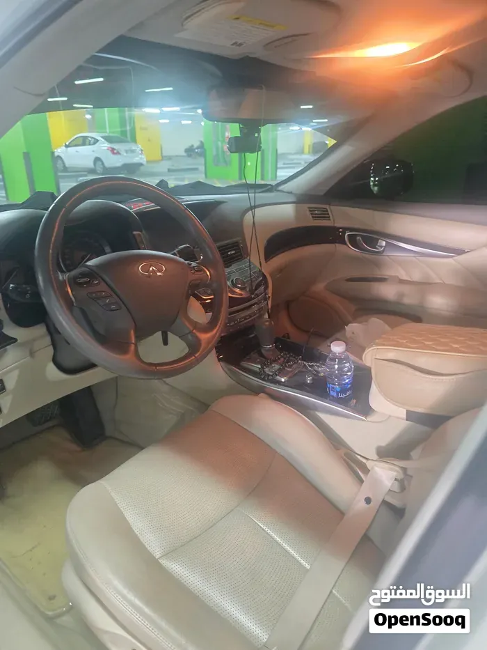Infiniti Q70 2016 photo 4