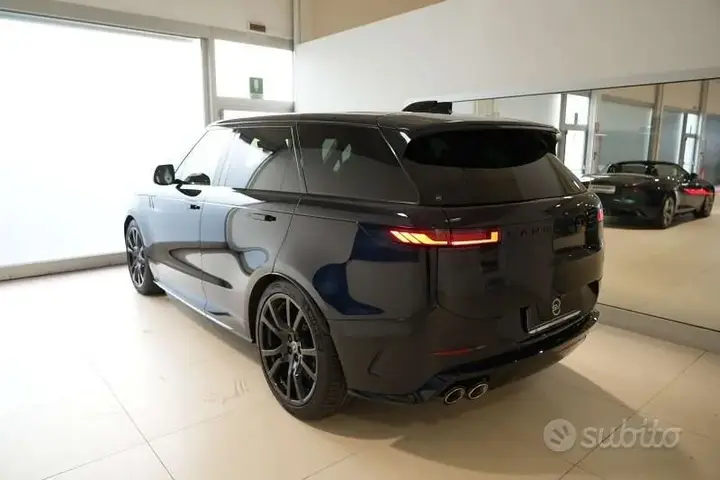 Land Rover Range Rover Sport 2025 photo 2
