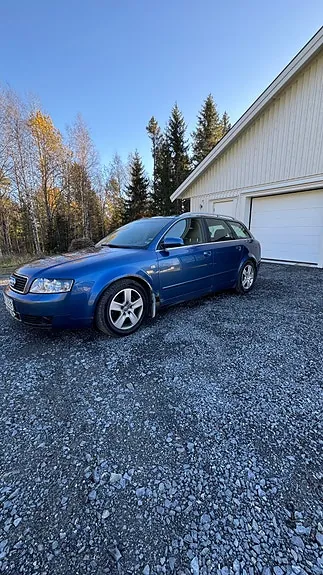 Audi A4 2004 photo 3