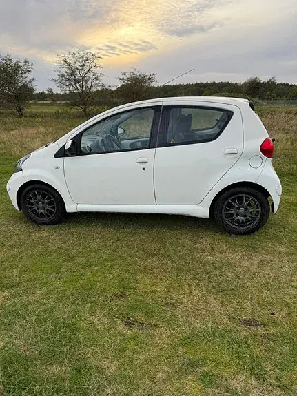 Toyota Aygo 2009 photo 3
