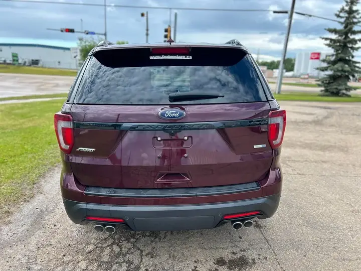 Ford Explorer 2018 photo 4