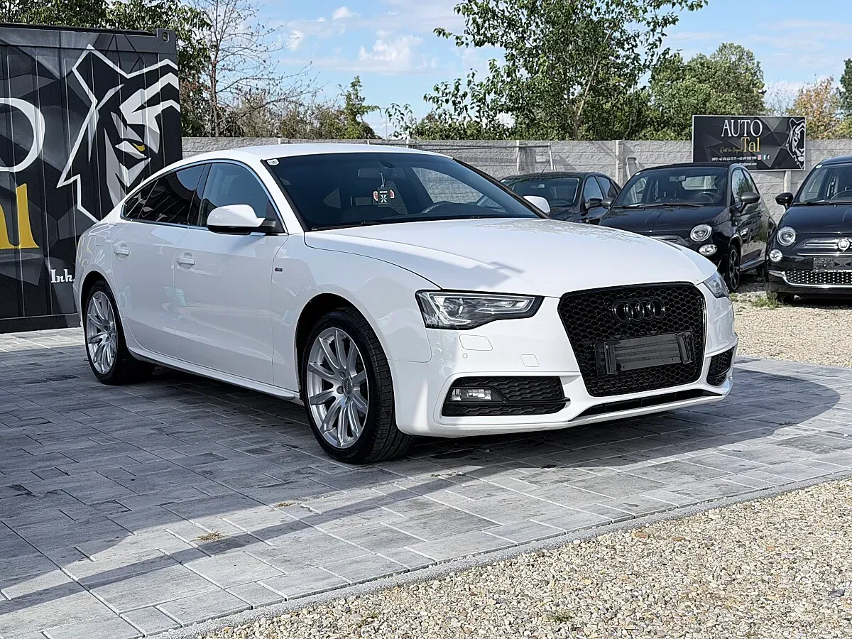 Audi A5 2013 photo 2