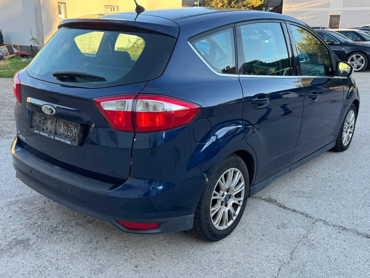 Ford C-Max 2011 photo 2