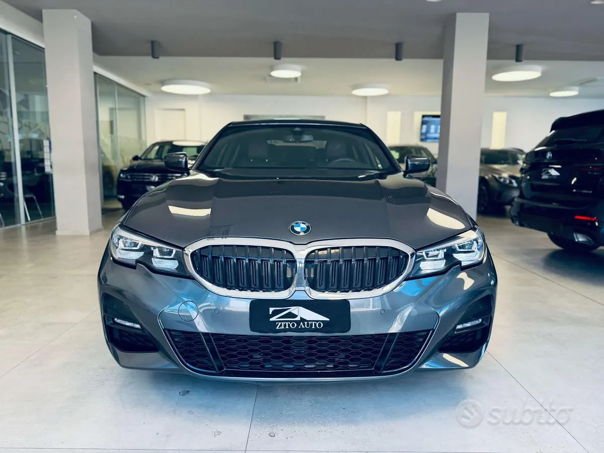 BMW 318D 2021 photo 2