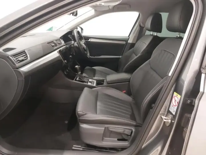 Skoda Superb 2023 photo 5