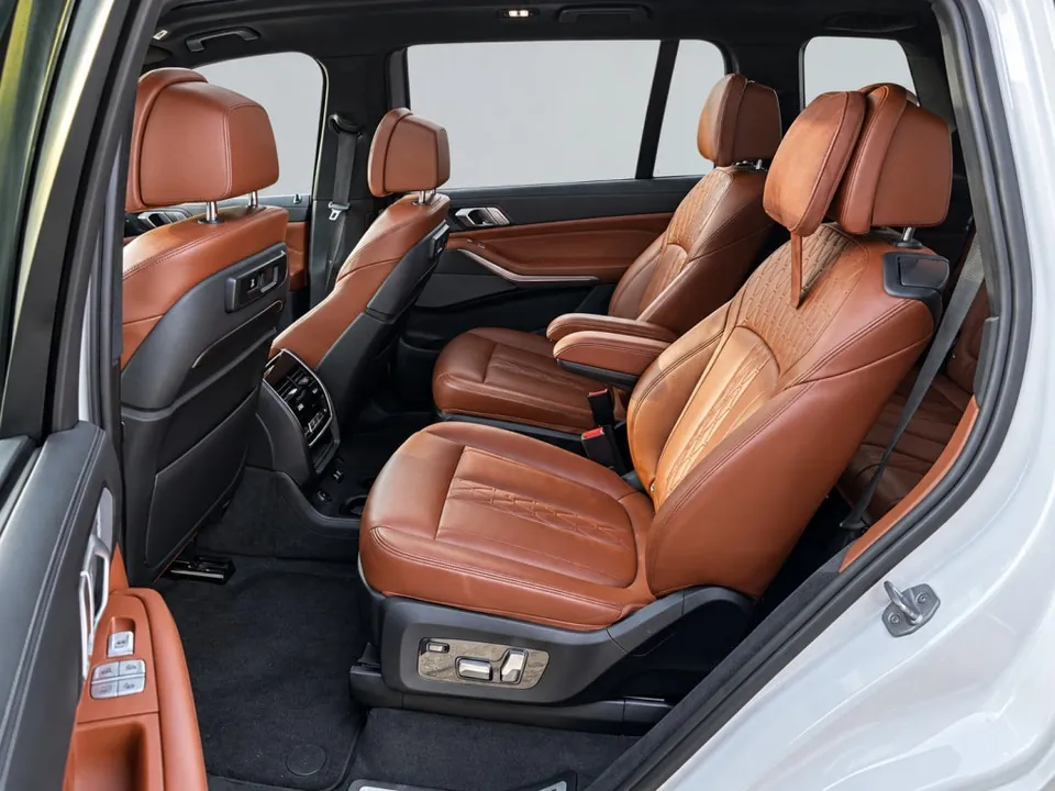 BMW X7 2019 photo 2