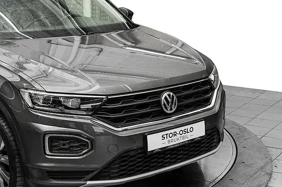 Volkswagen T-Roc 2019 photo 2