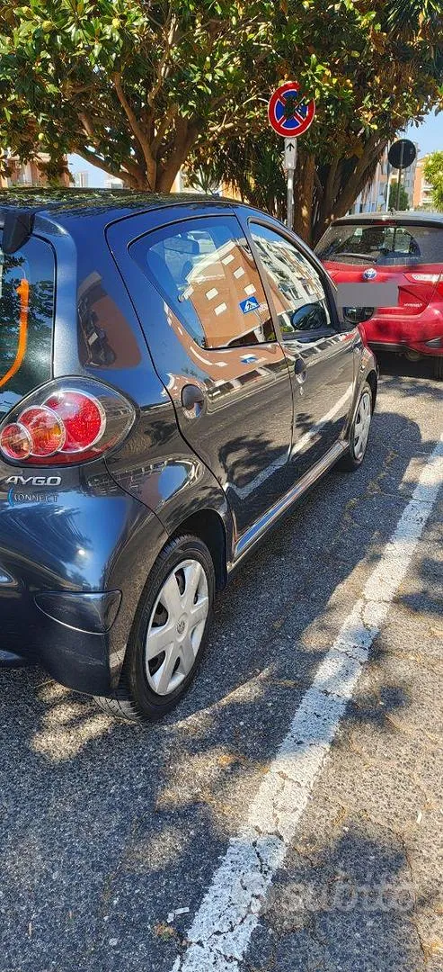 Toyota Aygo 2011 photo 3