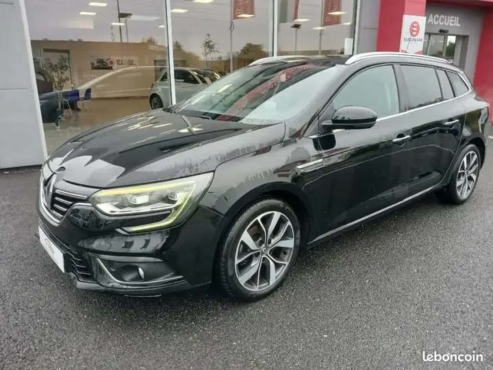 Renault Megane 2016 photo 2