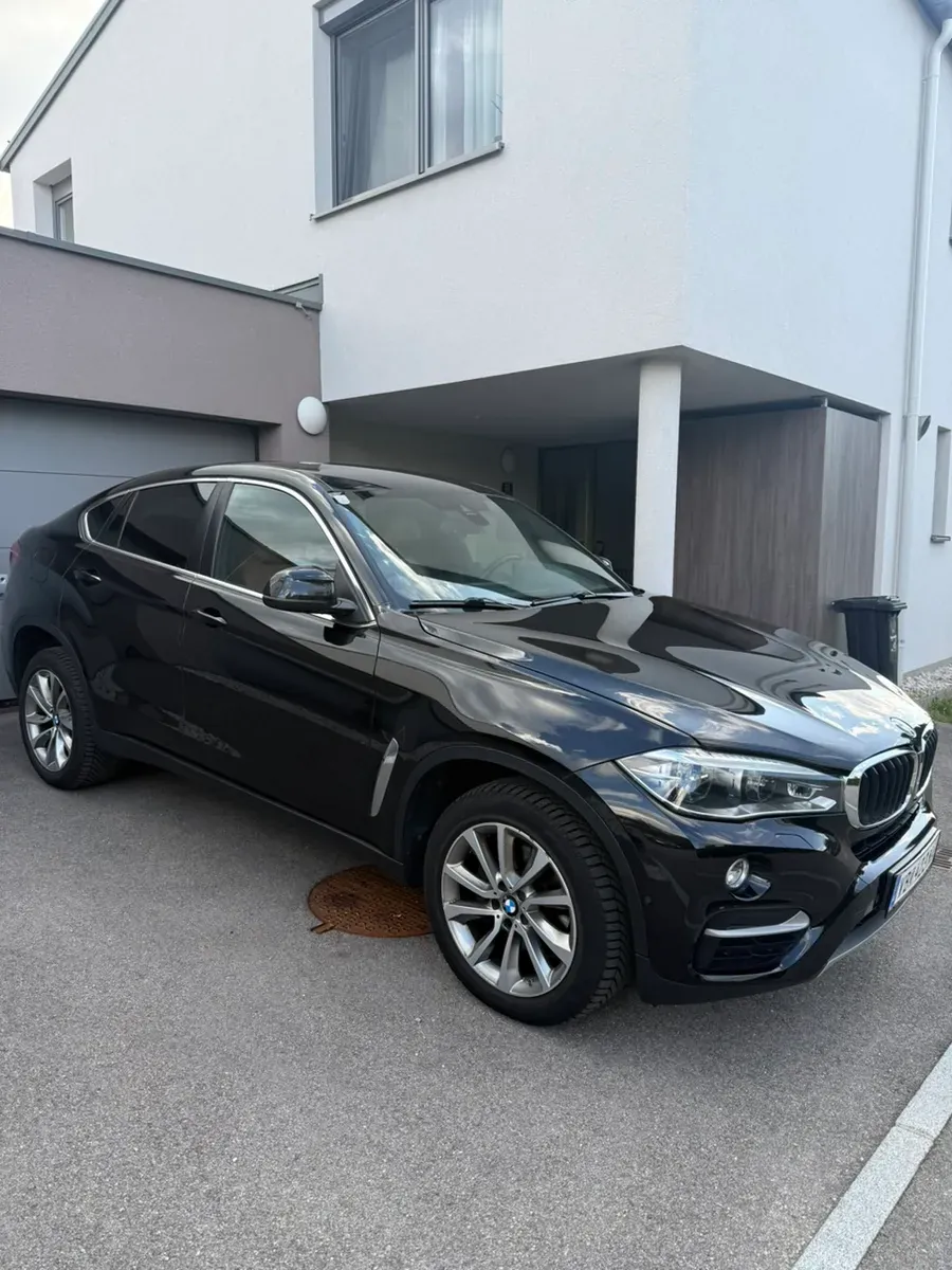 BMW X6 2018 photo 2