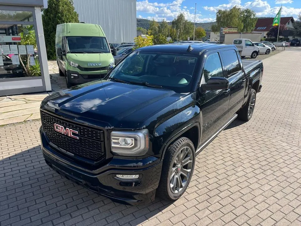 GMC Sierra Denali