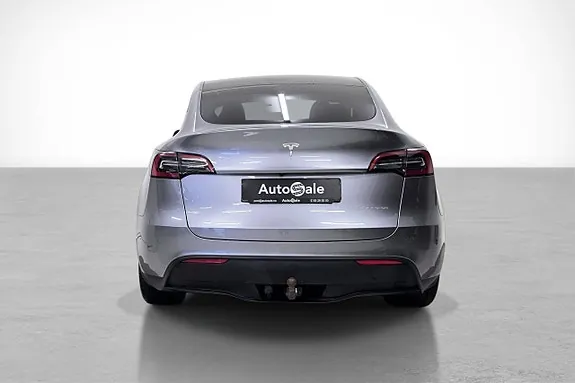 Tesla Model Y 2023 photo 5