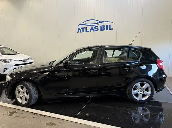 BMW 116D 2011 photo 2