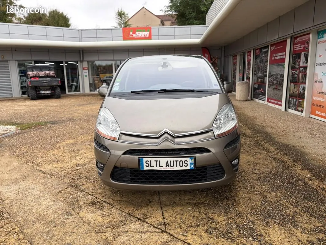 Citroen C4 Picasso 2010 photo 2