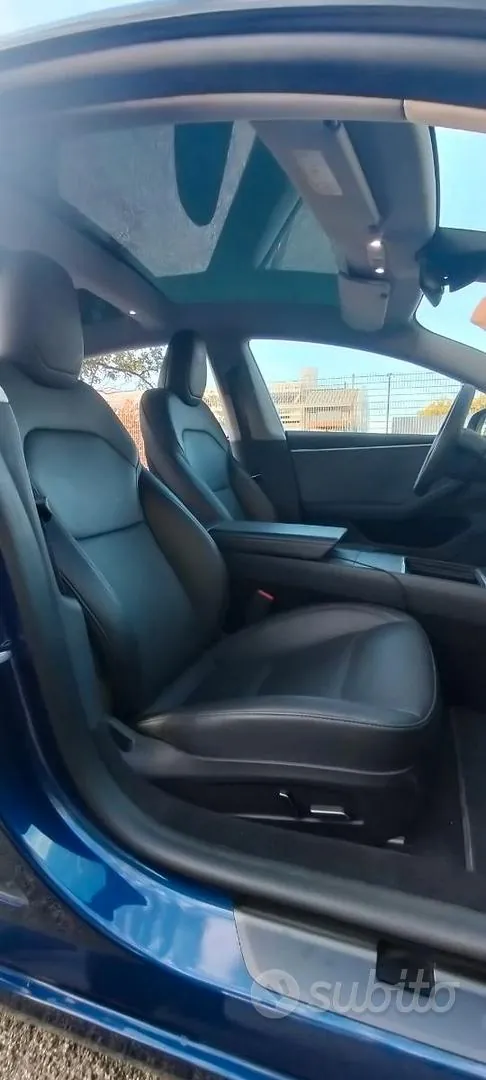 Tesla Model 3 2024 photo 5