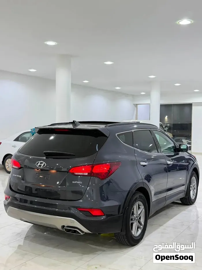Hyundai Santa Fe 2018 photo 4