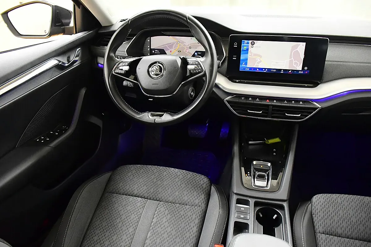 Skoda Octavia 2021 photo 2