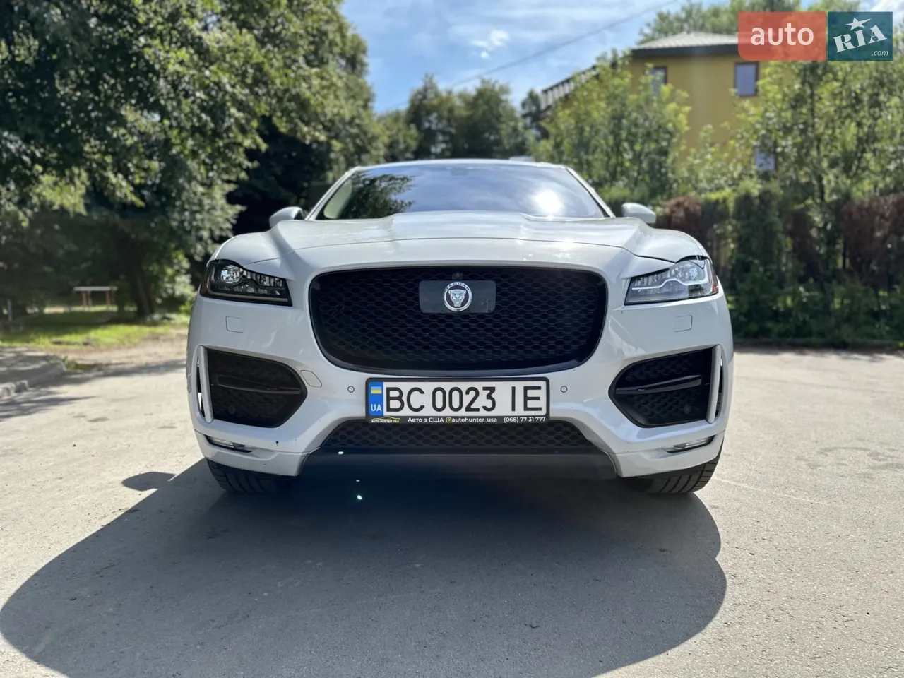 Jaguar F-Pace 2016 photo 2