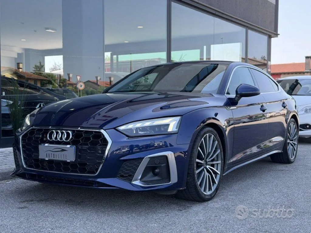 Audi A5 2022 photo 2