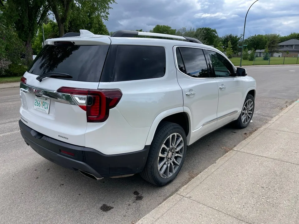 GMC Acadia 2023 photo 4