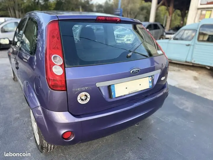 Ford Fiesta 2006 photo 4