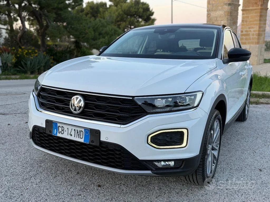 Volkswagen T-Roc 2020 photo 2