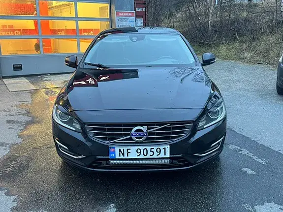 Volvo V60 2014 photo 4