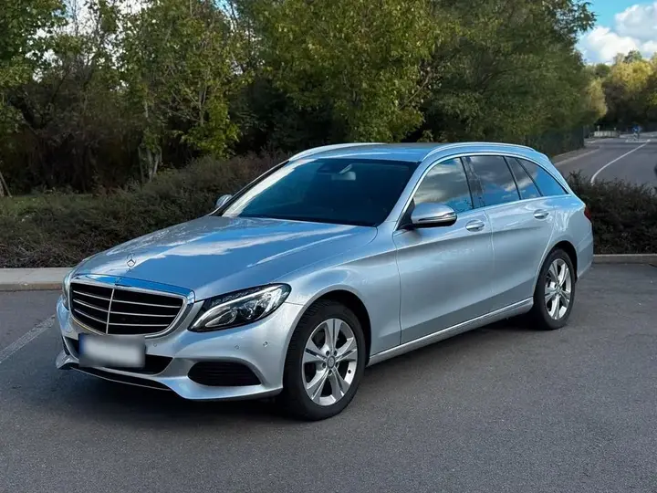 Mercedes-Benz C 220 D