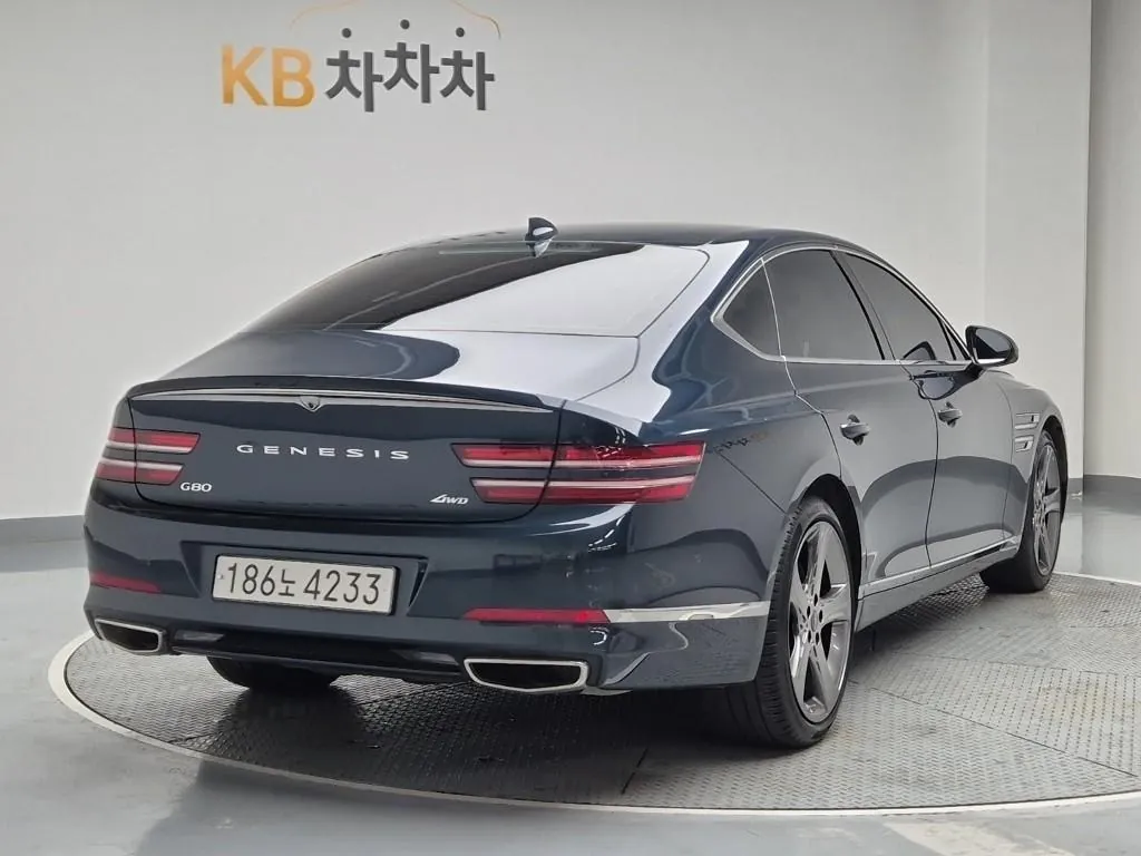 Genesis G80 2022 photo 3