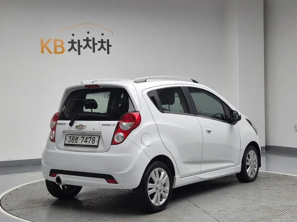 Chevrolet Spark 2013 photo 3
