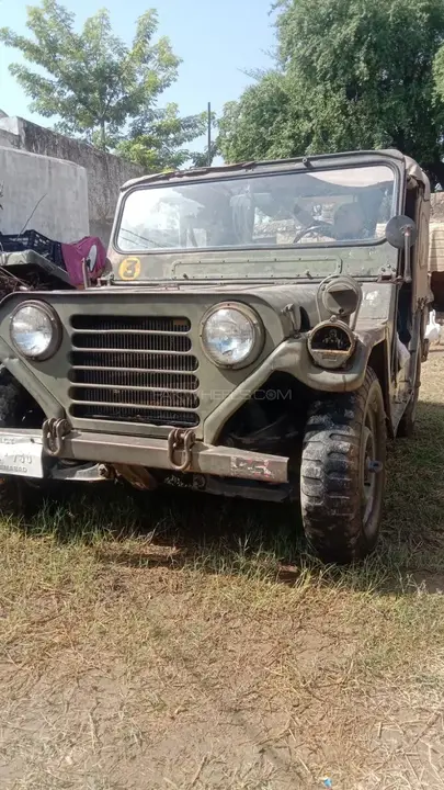 Jeep M 151