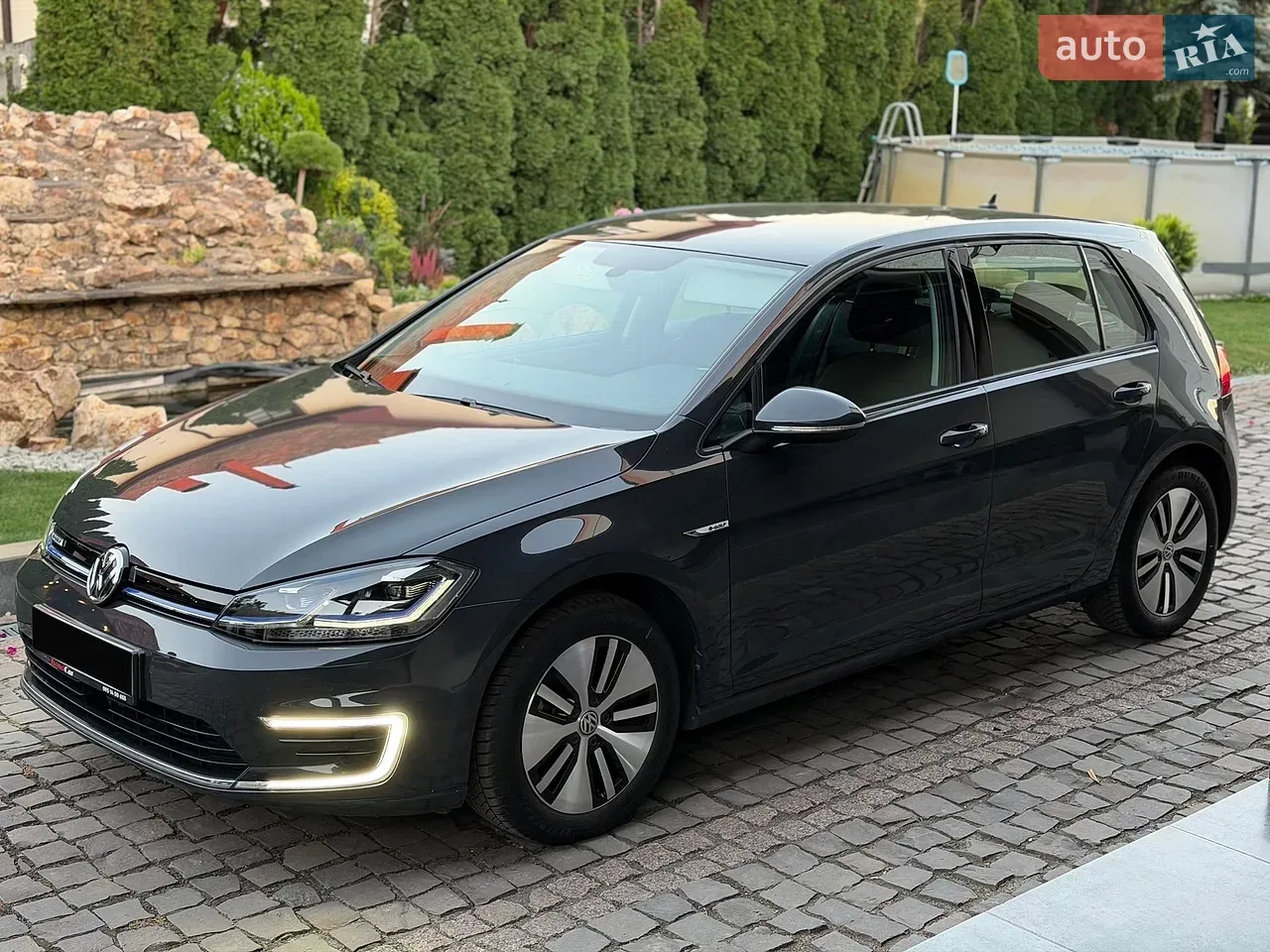 Volkswagen E-Golf 2020 photo 2