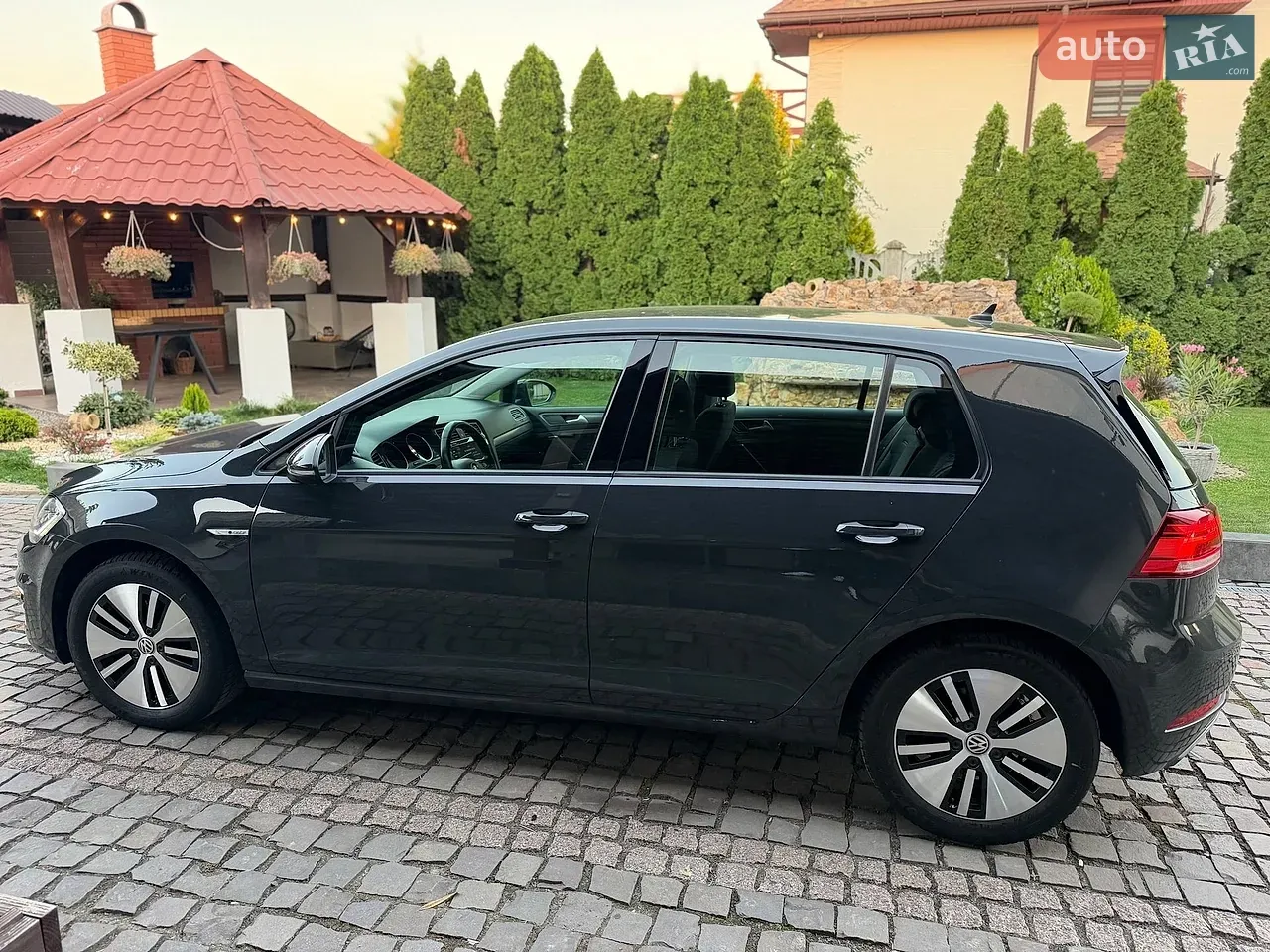 Volkswagen E-Golf 2020 photo 3