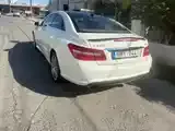 Mercedes-Benz E-Class 2010 photo 4