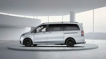 Mercedes-Benz V-Class 2025 photo 3