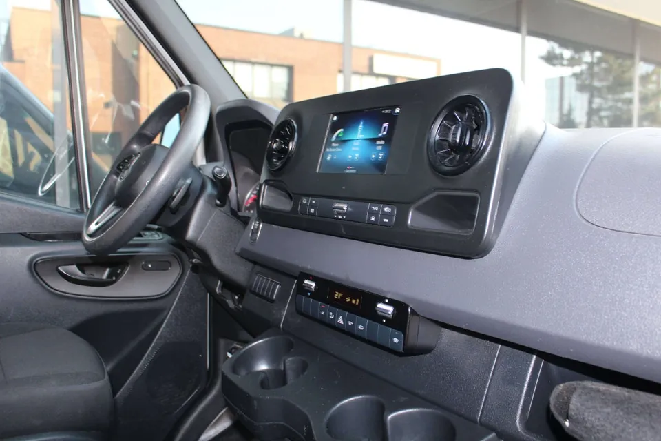 Mercedes-Benz Sprinter 2024 photo 4