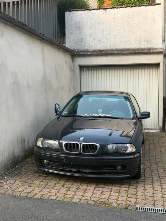 BMW 325I