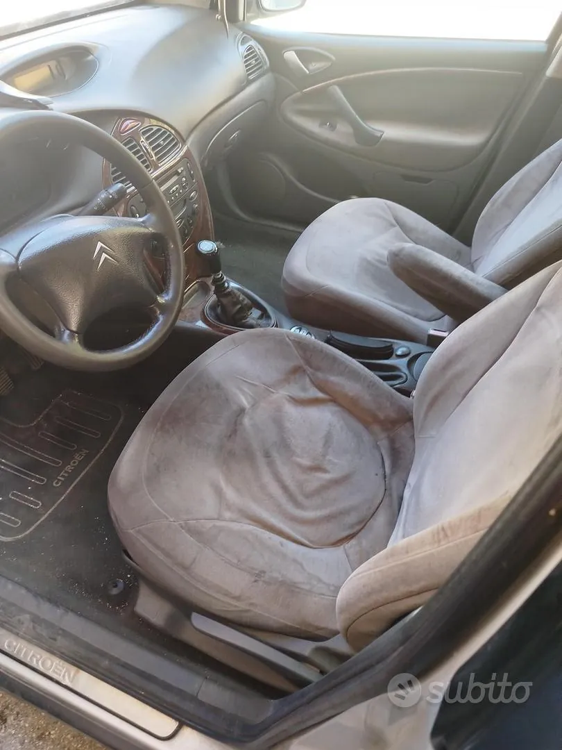 Citroen C5 2003 photo 2