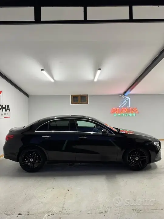 Mercedes-Benz A 200 2019 photo 3