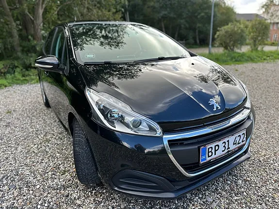 Peugeot 208 2016 photo 4
