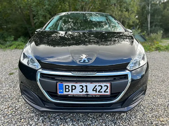 Peugeot 208 2016 photo 3