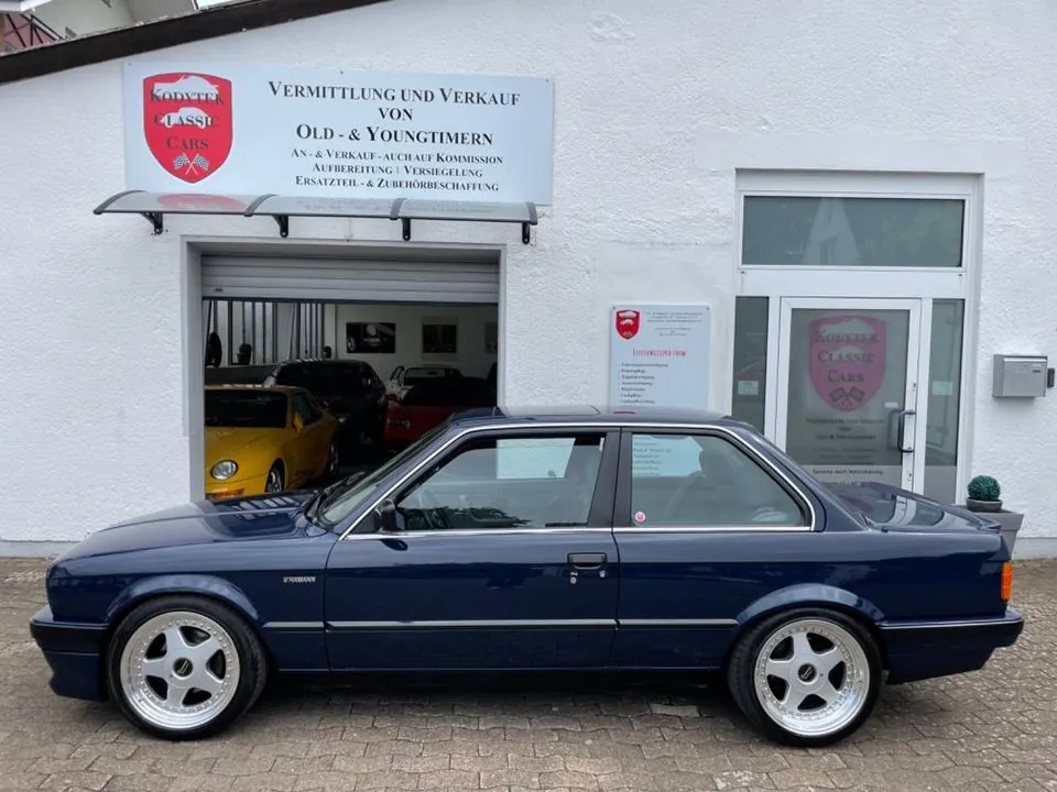 BMW 325I E30