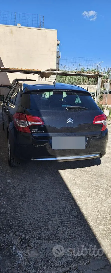 Citroen C4 2012 photo 4