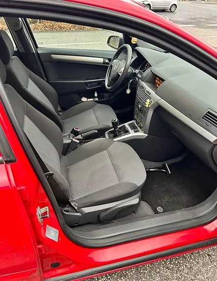 Opel Astra 2009 photo 5