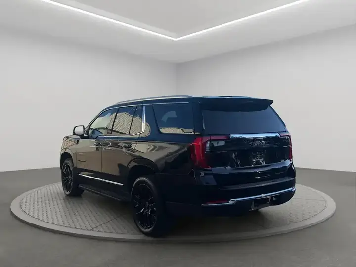 GMC Yukon 2025 photo 4