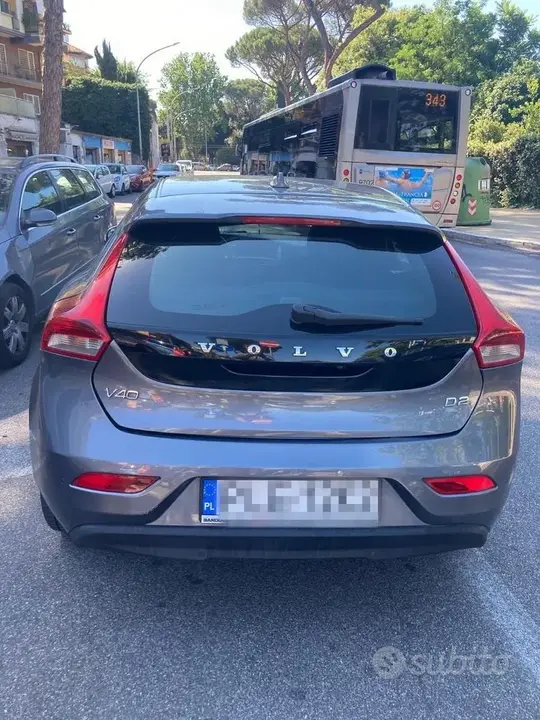 Volvo V40 2012 photo 3